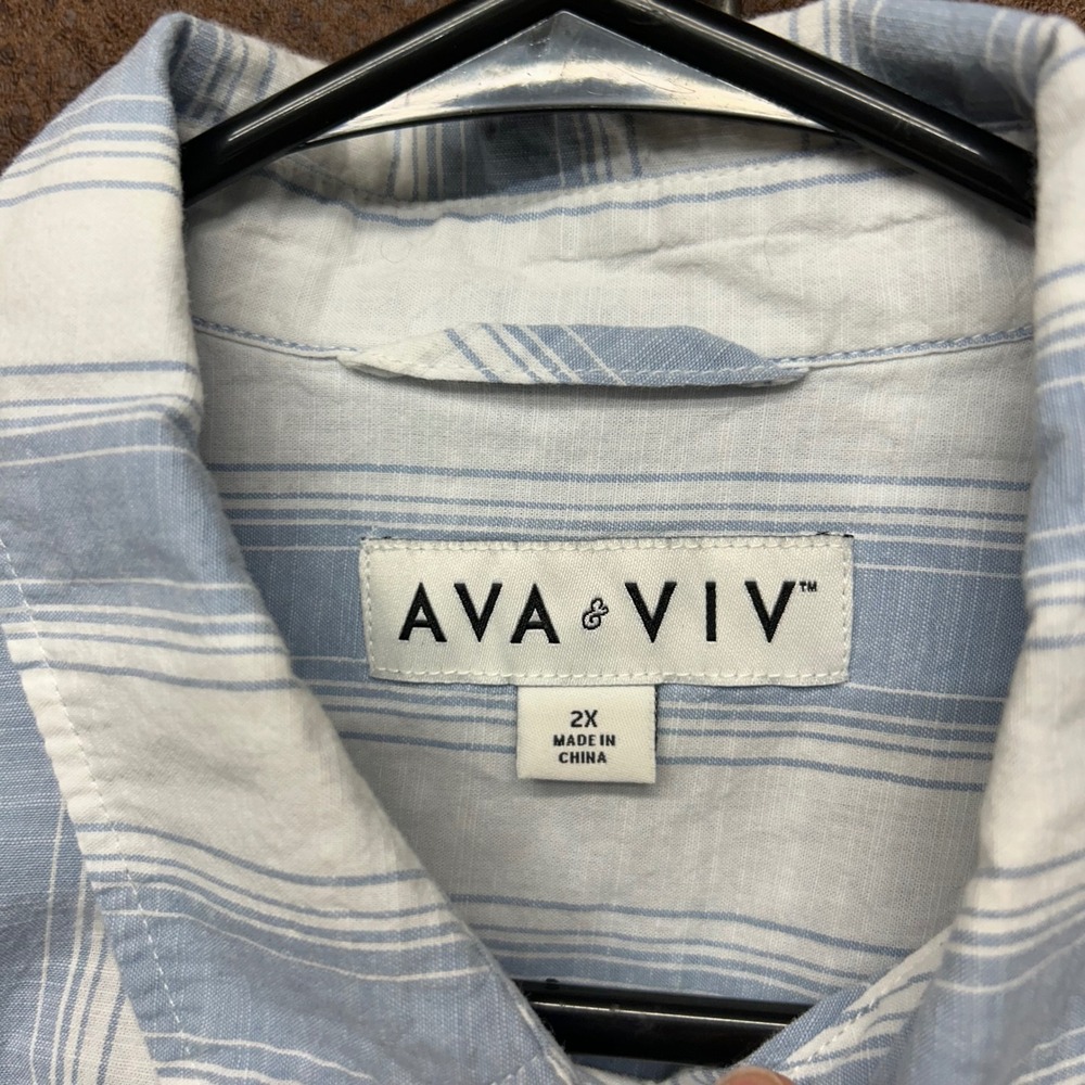 Ava & Viv 2X Blue White Striped Beach Lightweight 3/4 Sleeve Cotton Button Down - Picture 4 of 6
